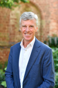 Trustee, Nick Fairlie